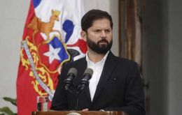Boric highlighted his difference with the Argentine government and the Chilean opposition