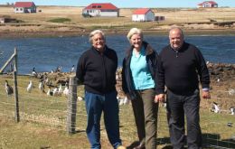 Former president Luis Alberto Lacalle with MLA Phil Rendell and lawmaker Jaime Trobo at Bleaker Island. (Pic FIGTwitter)