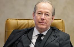  Supreme Court Justice Celso de Mello said federal prosecutors could investigate Aloizio Mercadante, who now serves as education minister