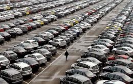 China will remove foreign ownership caps for companies making electric and hybrid cars in 2018, commercial vehicles in 2020 and the wider  market by 2022.