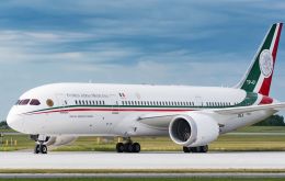 The jet, currently priced at US$ 130 million, was acquired by former president Enrique Peña Nieto in 2012 and fitted with marble-lined bathrooms